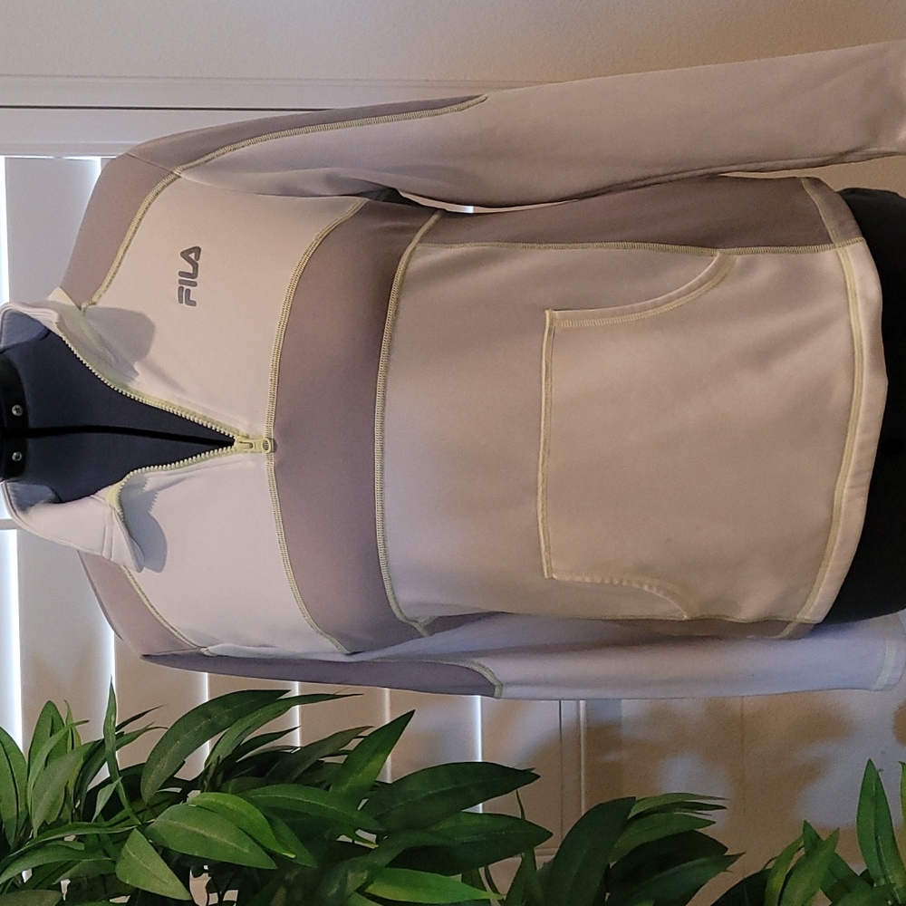 Fila sport sweatshirt sz XL